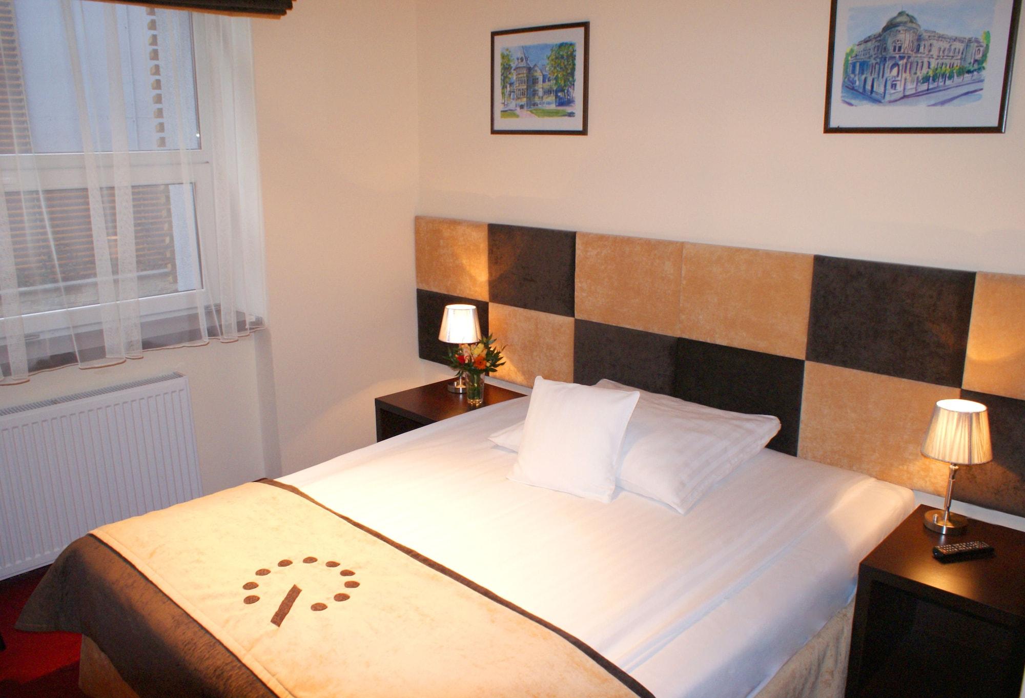 Boutique Hotel'S II Rewolucji Łódź Dış mekan fotoğraf